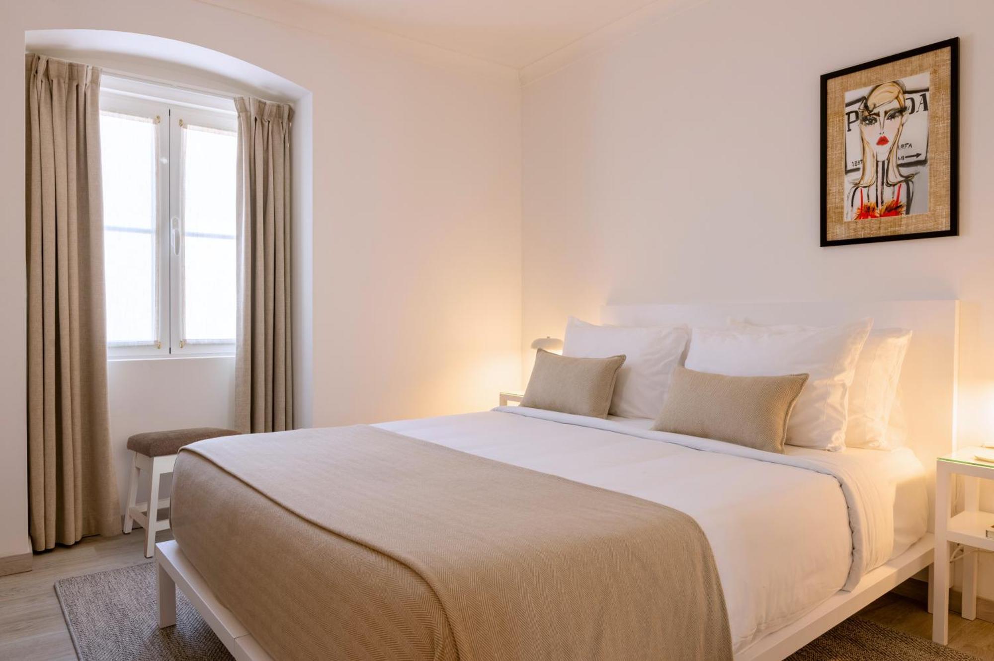 Azinheira Suites Townhouse - Alojamento Turistico (Adults Only) Элваш Экстерьер фото