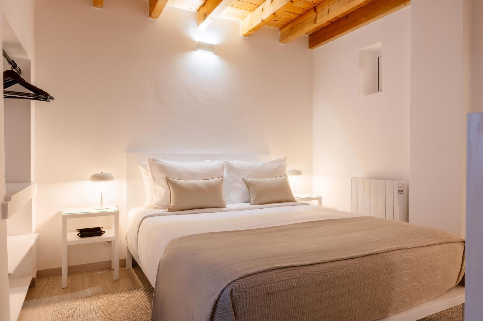 Azinheira Suites Townhouse - Alojamento Turistico (Adults Only) Элваш Экстерьер фото
