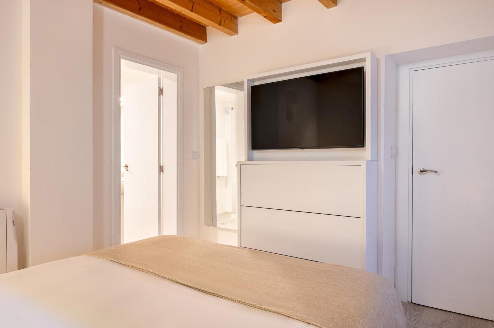 Azinheira Suites Townhouse - Alojamento Turistico (Adults Only) Элваш Экстерьер фото