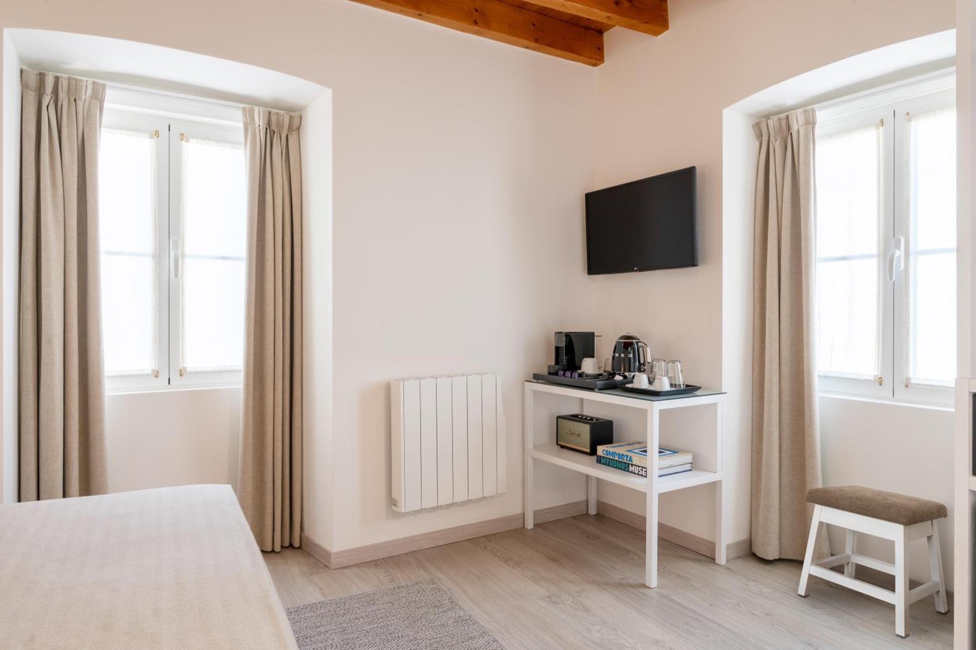 Azinheira Suites Townhouse - Alojamento Turistico (Adults Only) Элваш Номер фото