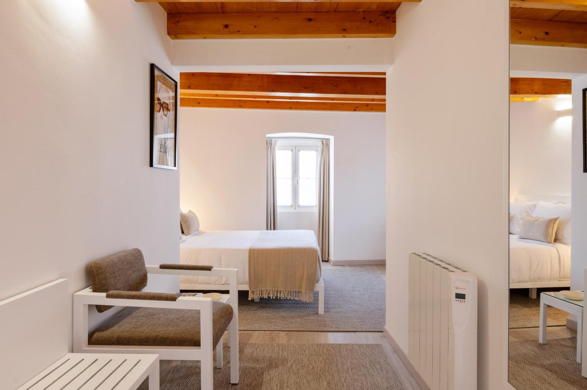 Azinheira Suites Townhouse - Alojamento Turistico (Adults Only) Элваш Номер фото